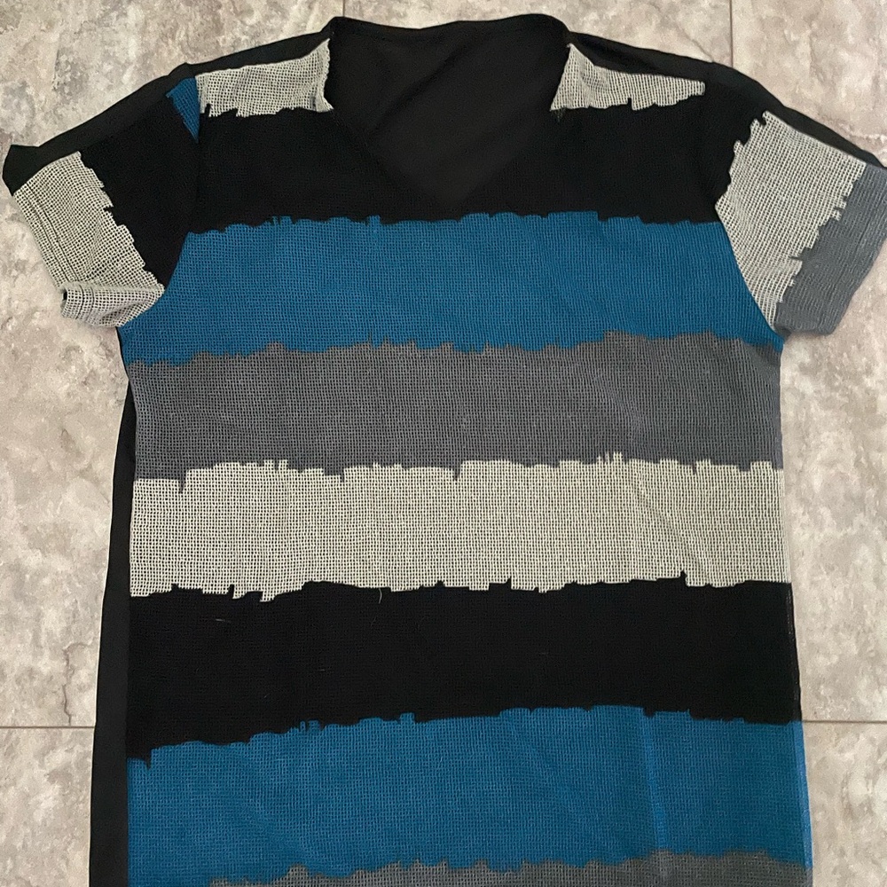 Mesh front Striped V-neck T-Shirt
